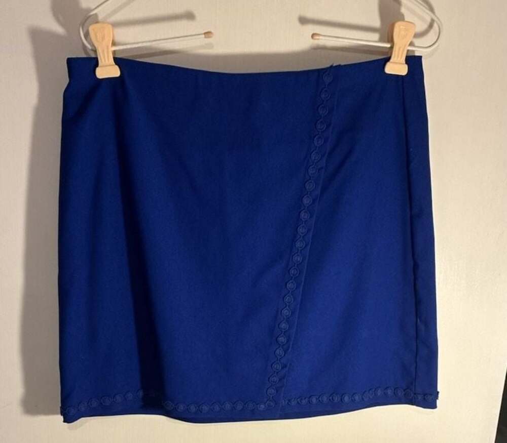 Crown & Ivy Royal Blue Skort with Embroidered Trim Size 4